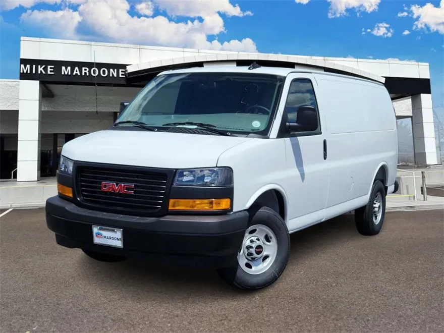 2025 Gmc Savana Cargo 2500 photo 1