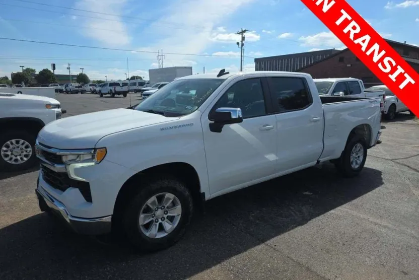 2023 Chevrolet Silverado 1500 LT photo 1