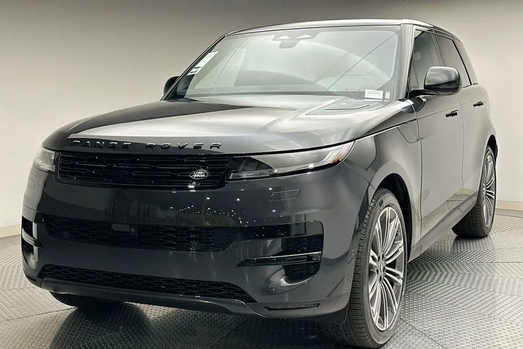 2025 Land Rover Range Rover Sport SE photo 1