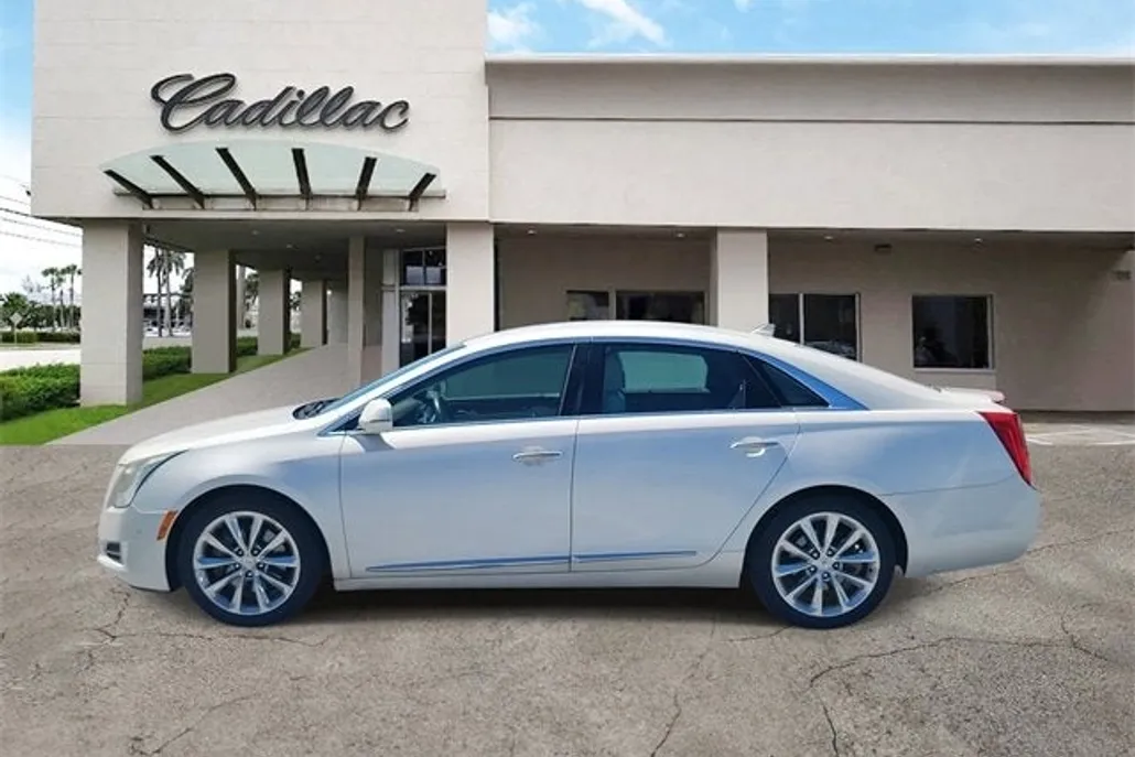 2014 Cadillac XTS Premium photo 1