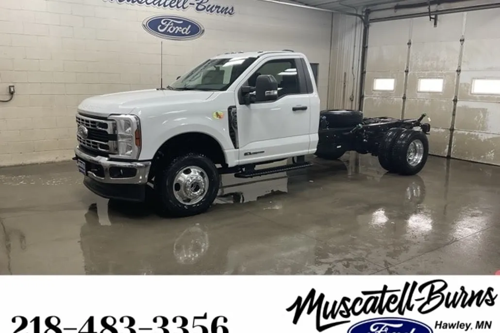 2025 Ford F-350 photo 1