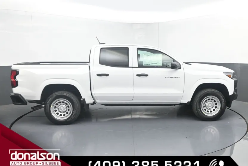 2025 Chevrolet Colorado Work Truck photo 1
