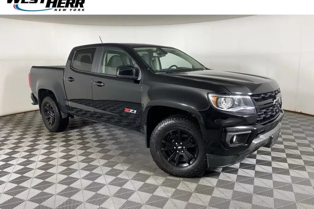 2022 Chevrolet Colorado Z71 photo 1