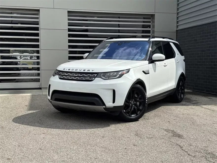 2020 Land Rover Discovery HSE photo 1