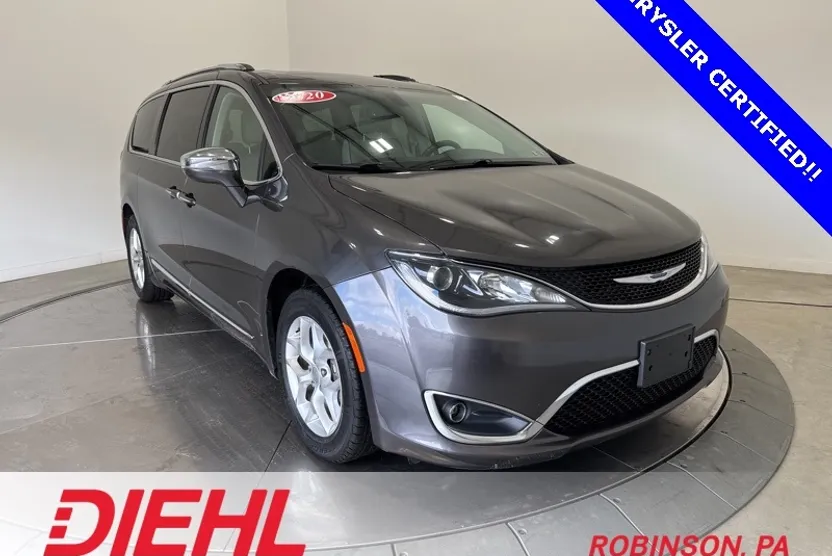 2020 Chrysler Pacifica Limited photo 1