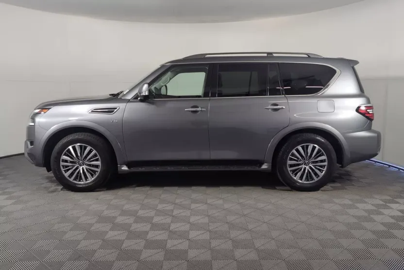 2021 Nissan Armada SL photo 1