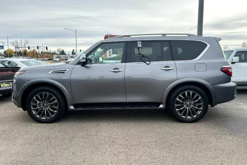 2021 Nissan Armada Platinum photo 2