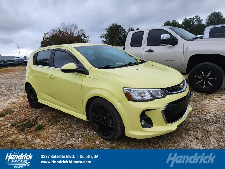 2017 Chevrolet Sonic Premier photo 1