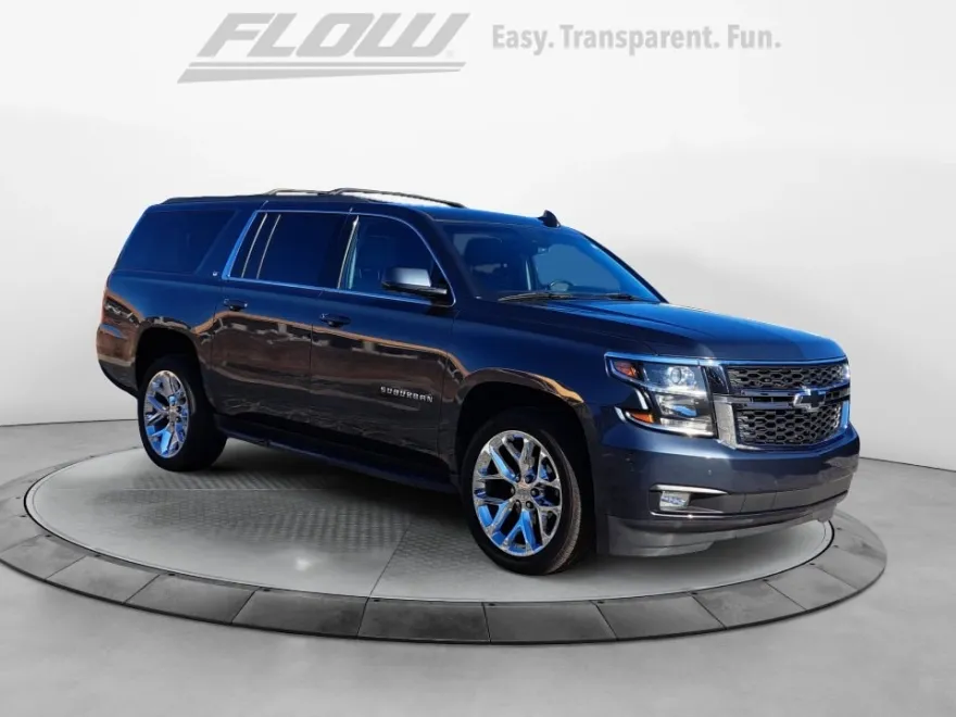 2020 Chevrolet Suburban LT photo 1