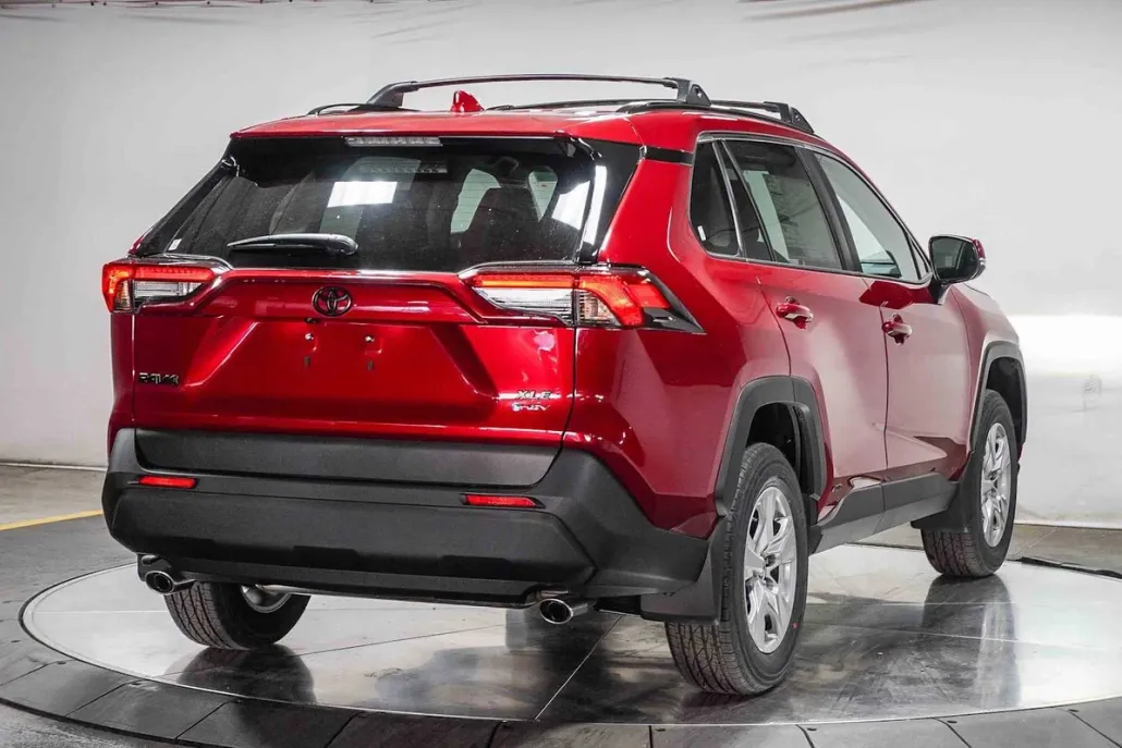 2025 Toyota RAV4 Hybrid XLE photo 1