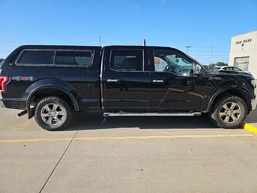 2016 Ford F-150 Lariat photo 1
