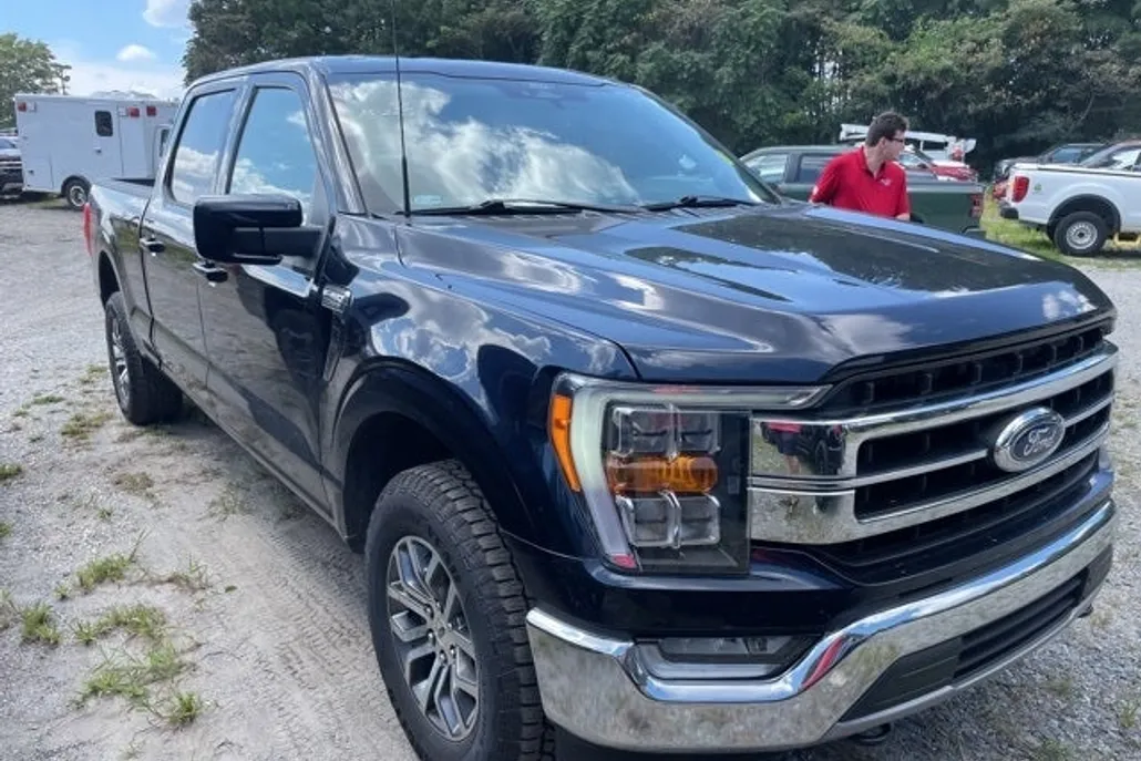 2022 Ford F-150 Lariat photo 1
