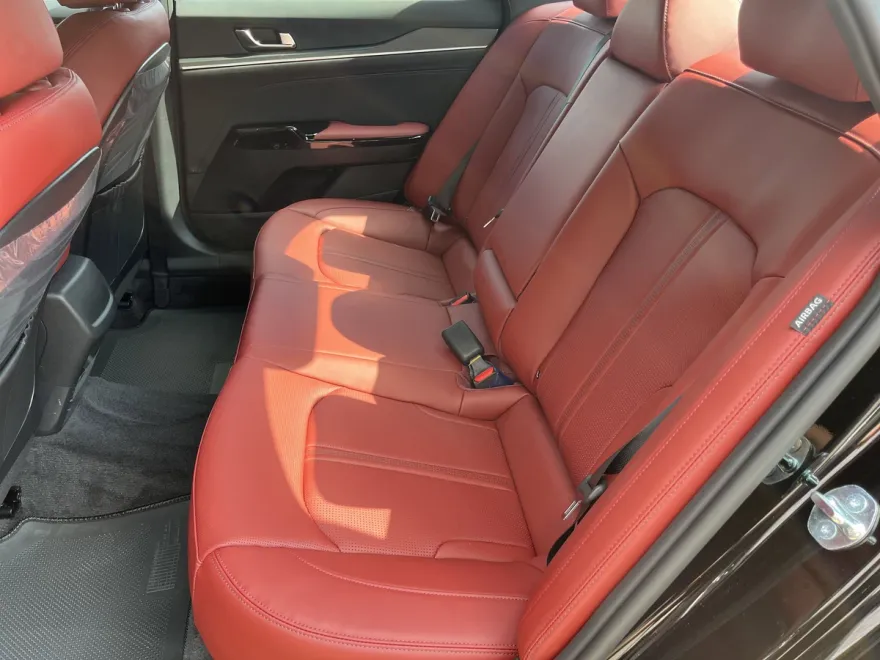 2026 Kia K5 GT-Line photo 1