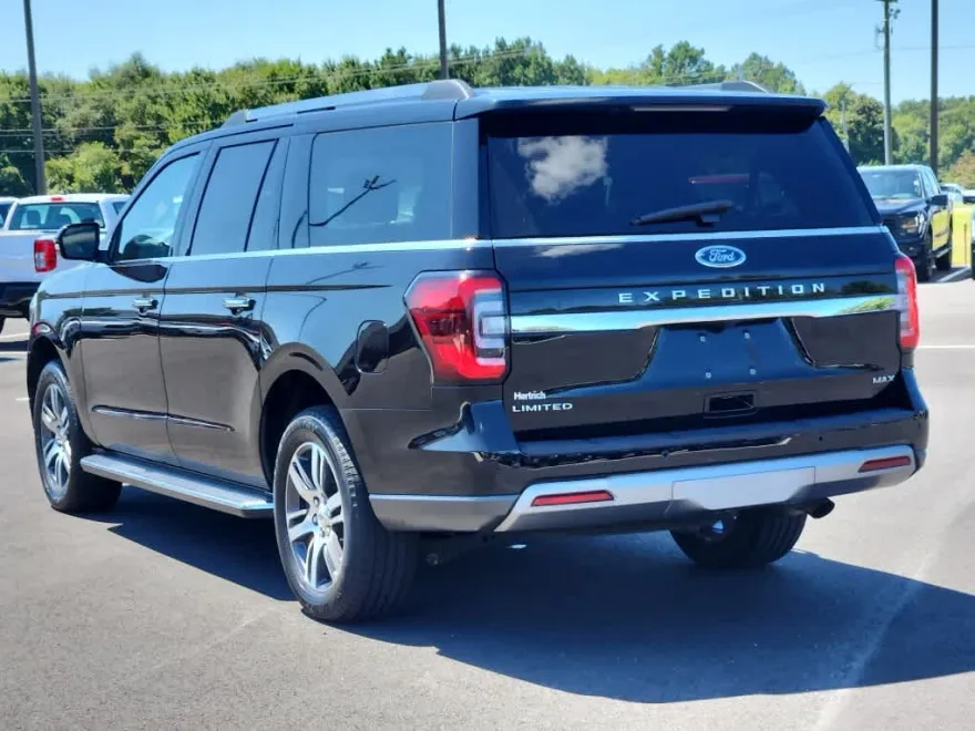 2022 Ford Expedition MAX Limited photo 1
