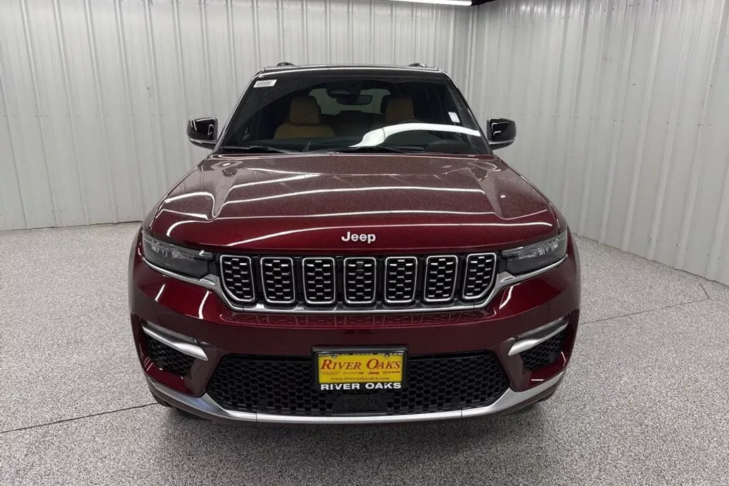 2025 Jeep Grand Cherokee Summit photo 1