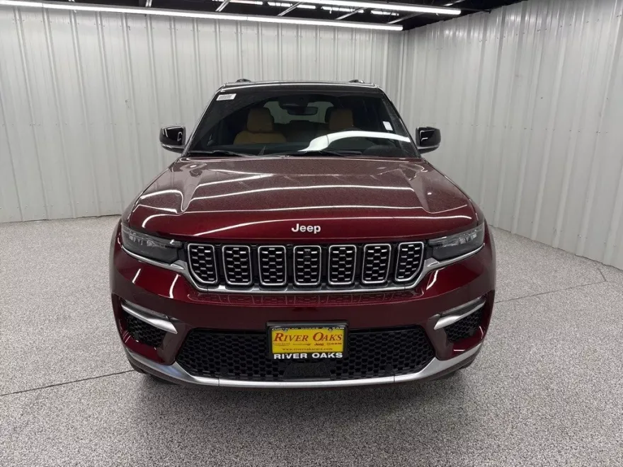 2025 Jeep Grand Cherokee Summit photo 1