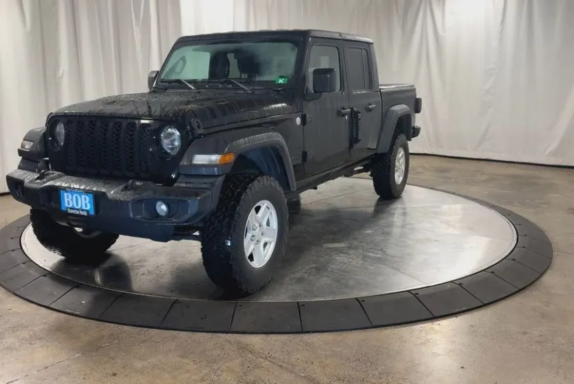 2020 Jeep Gladiator Sport photo 1
