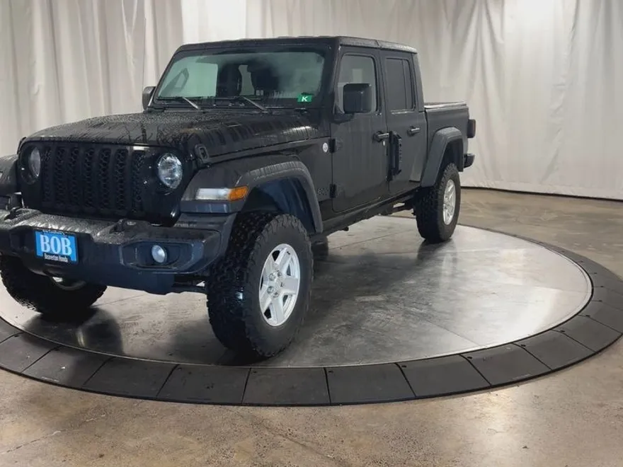 2020 Jeep Gladiator Sport photo 1