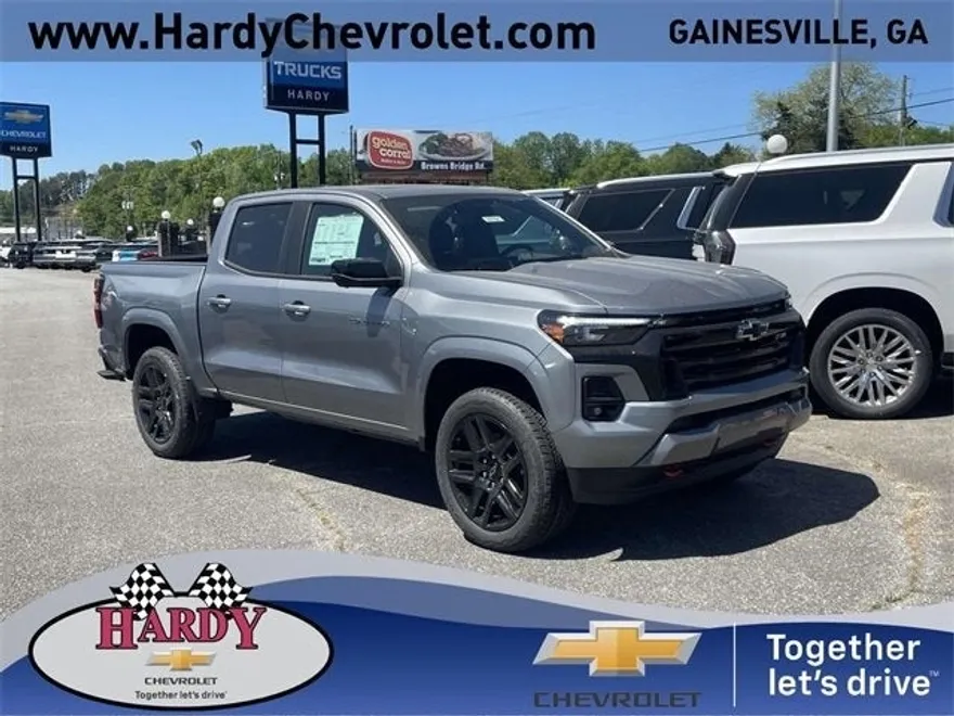 2025 Chevrolet Colorado Z71 photo 1