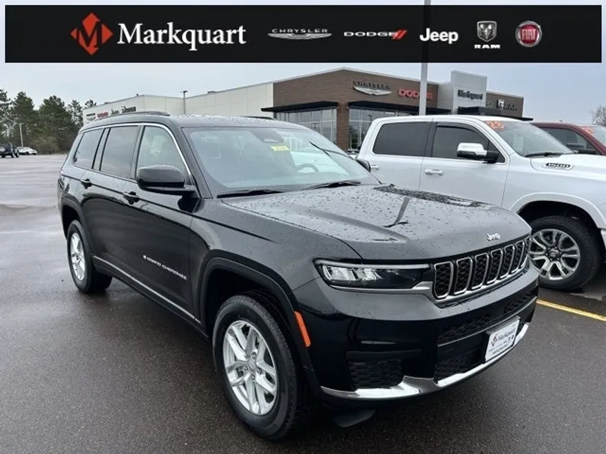 2025 Jeep Grand Cherokee Laredo photo 1