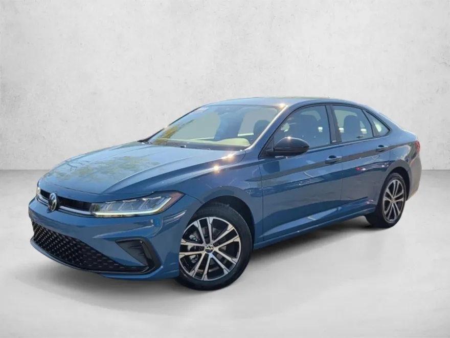 2025 Volkswagen Jetta 1.5T Sport photo 1