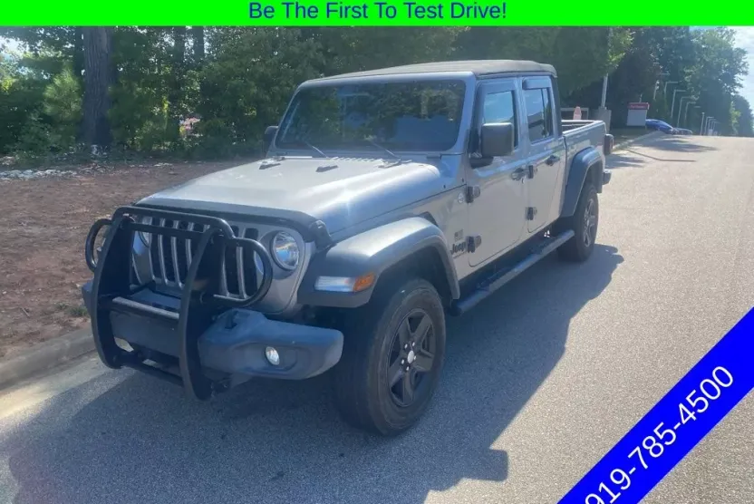 2020 Jeep Gladiator Sport photo 1