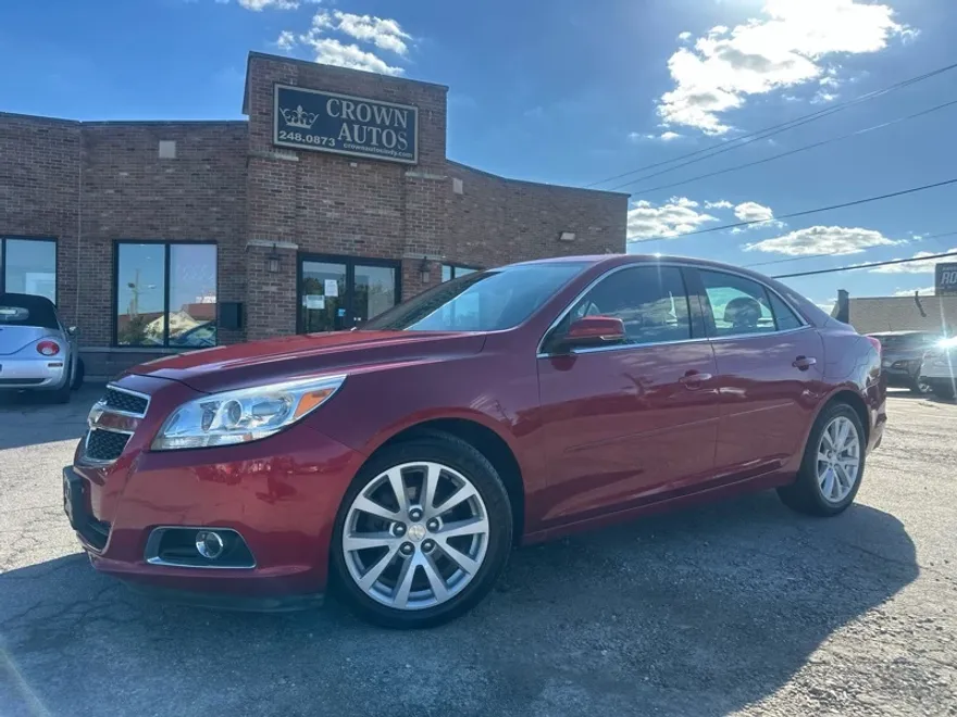 2013 Chevrolet Malibu 2LT photo 1