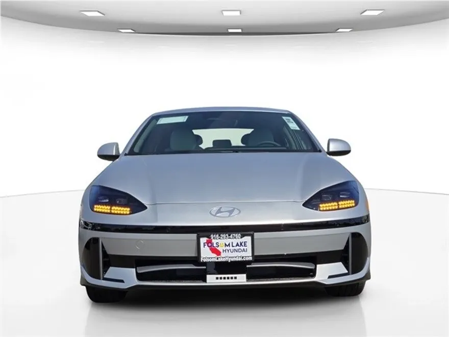2025 Hyundai Ioniq 6 SEL photo 1