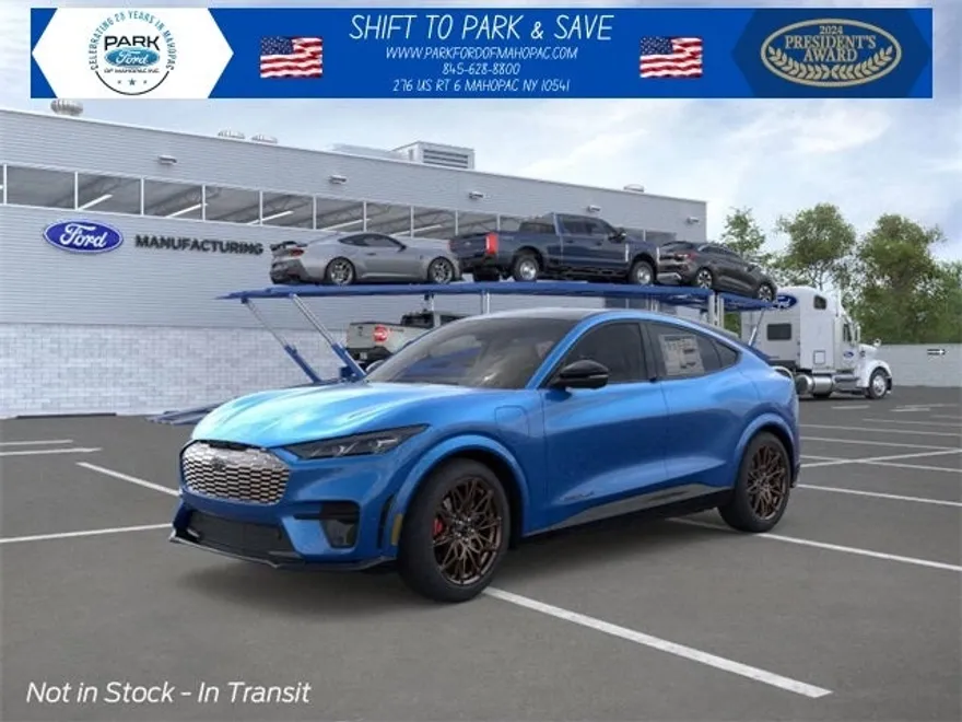 2025 Ford Mustang Mach-E GT photo 1