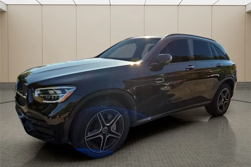 2022 Mercedes Benz GLC 300 photo 1