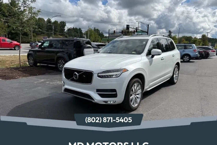 2017 Volvo XC90 Momentum photo 1