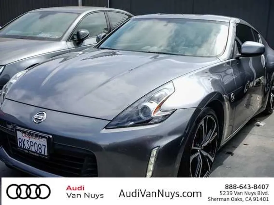 2020 Nissan 370Z Sport Touring photo 1