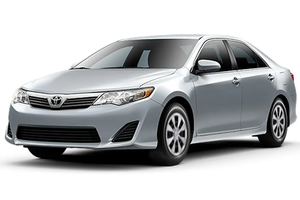 2014 Toyota Camry L photo 1