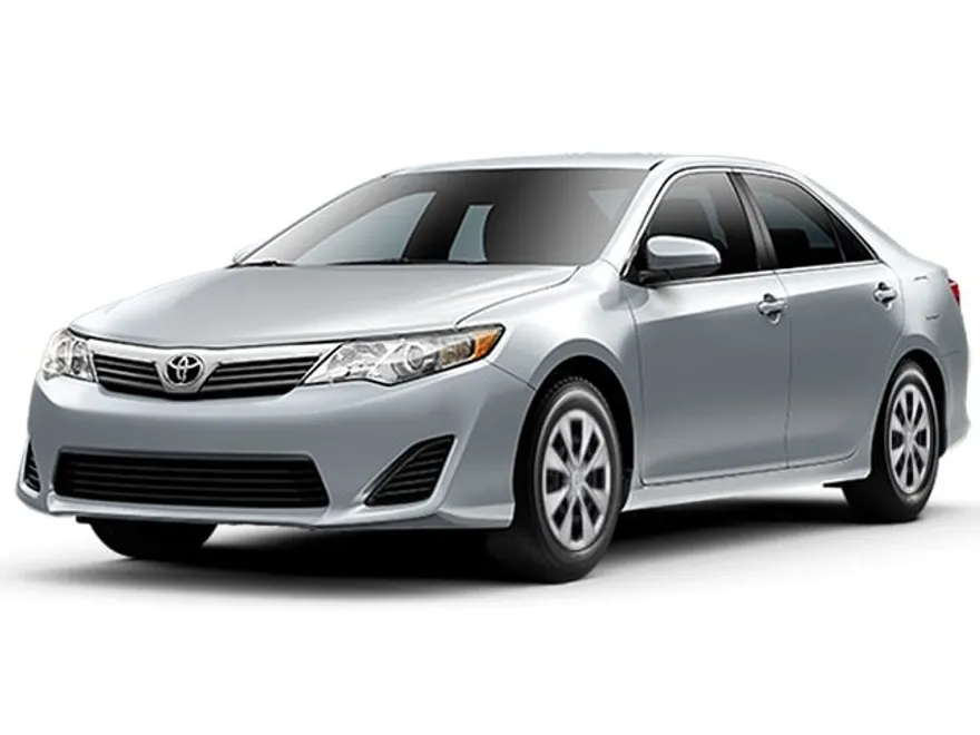 2014 Toyota Camry L photo 1
