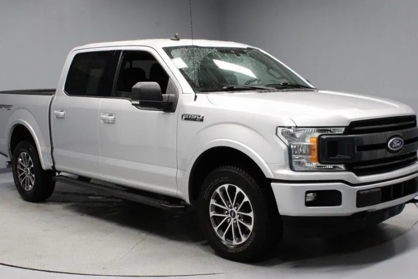 2019 Ford F-150 XLT photo 1