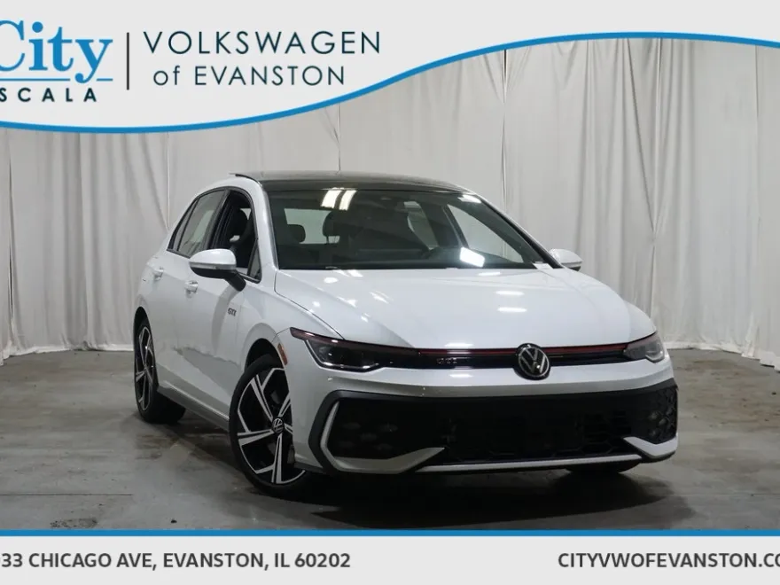 2025 Volkswagen Golf GTI SE photo 1