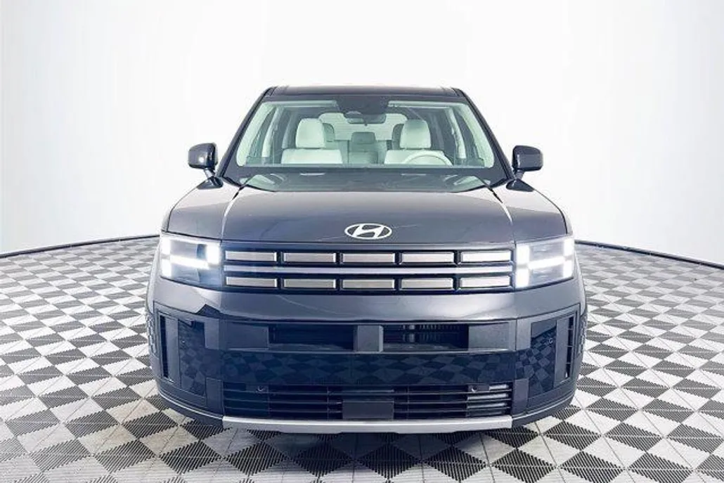 2026 Hyundai Santa Fe SE photo 1