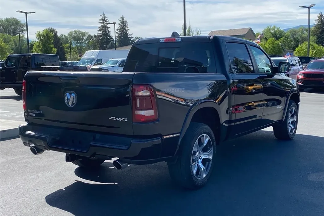 2022 Ram 1500 Laramie photo 1