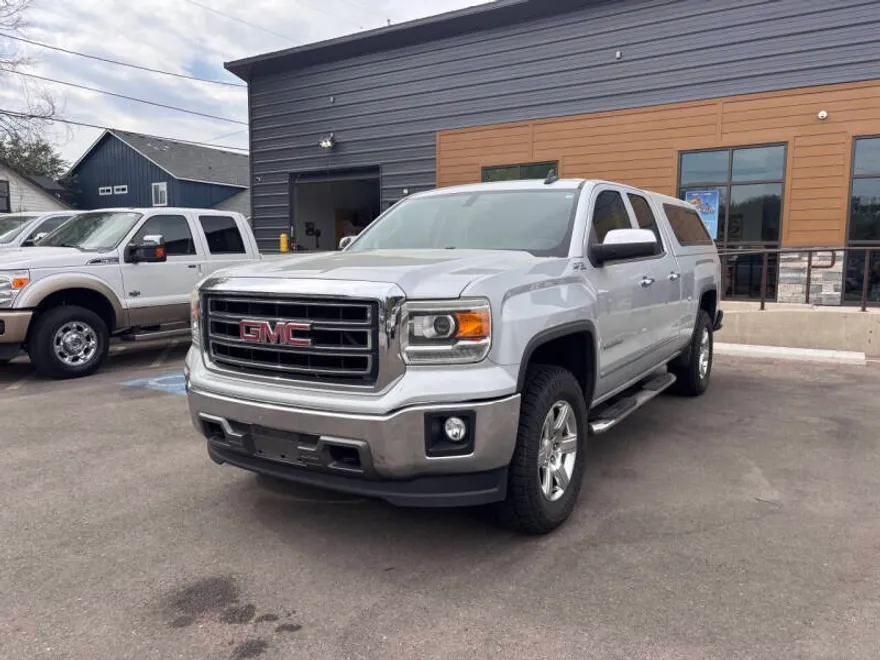 2015 Gmc Sierra 1500 SLT photo 1
