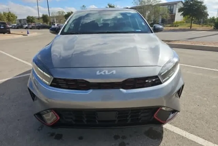 2022 Kia Forte GT photo 1