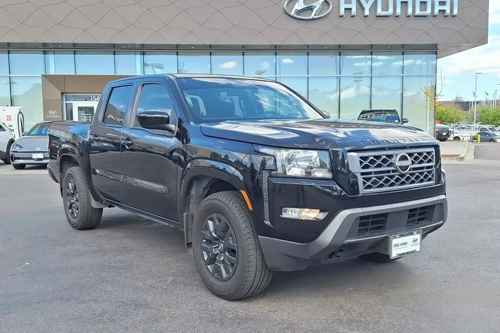 2022 Nissan Frontier SV photo 1