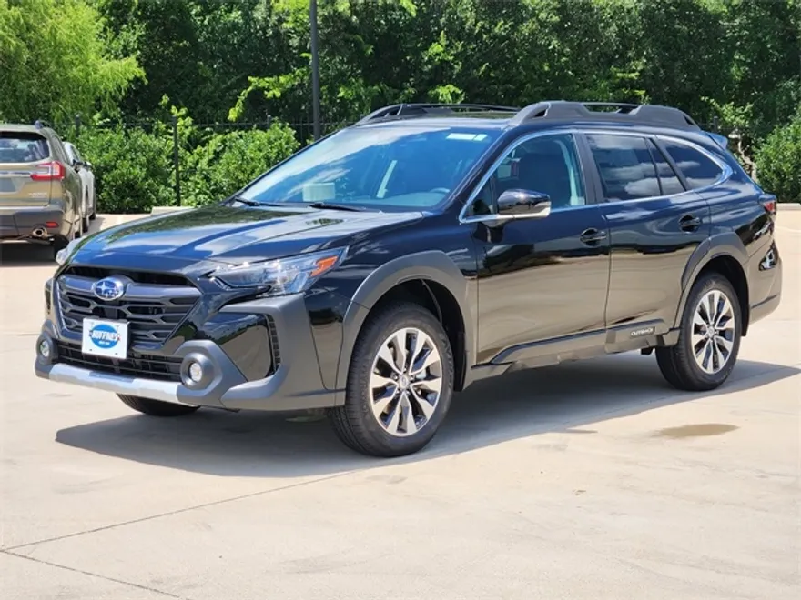 2025 Subaru Outback Limited XT photo 1