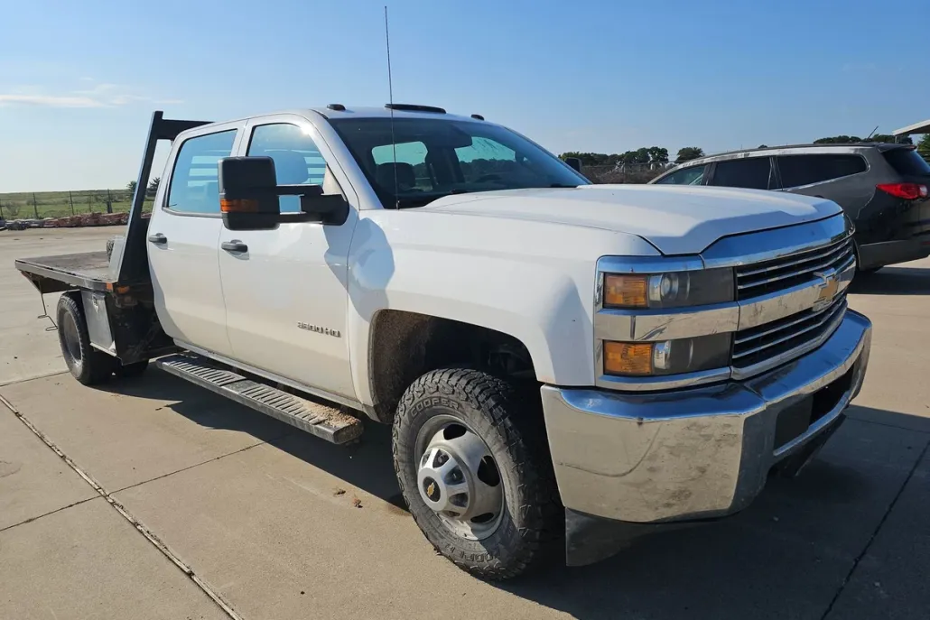 2015 Chevrolet Silverado 3500HD photo 1