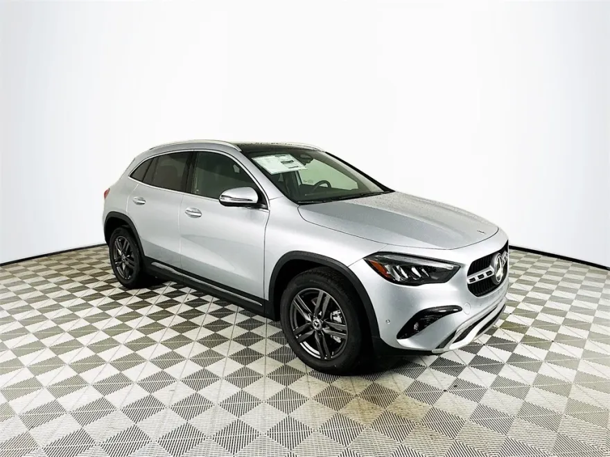 2026 Mercedes Benz GLA 250 photo 1