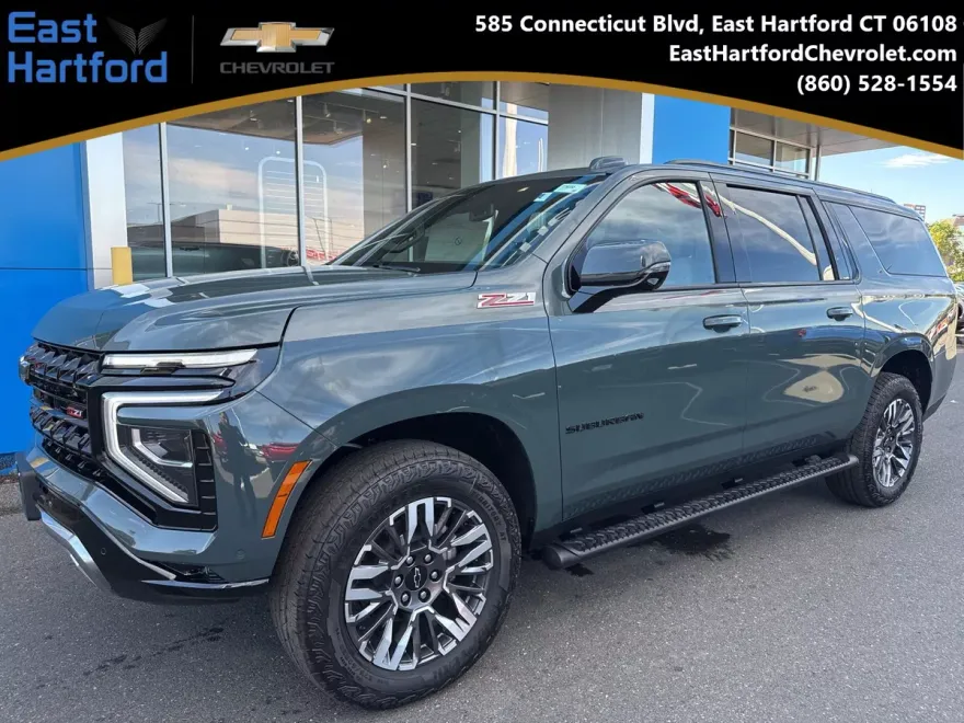 2025 Chevrolet Suburban Z71 photo 1