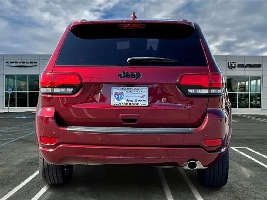 2021 Jeep Grand Cherokee Laredo X photo 1