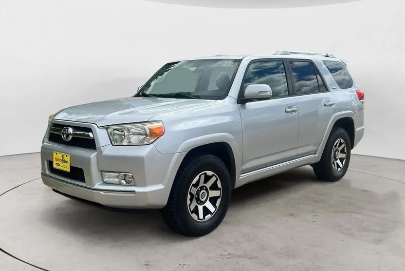 2011 Toyota 4Runner SR5 photo 1