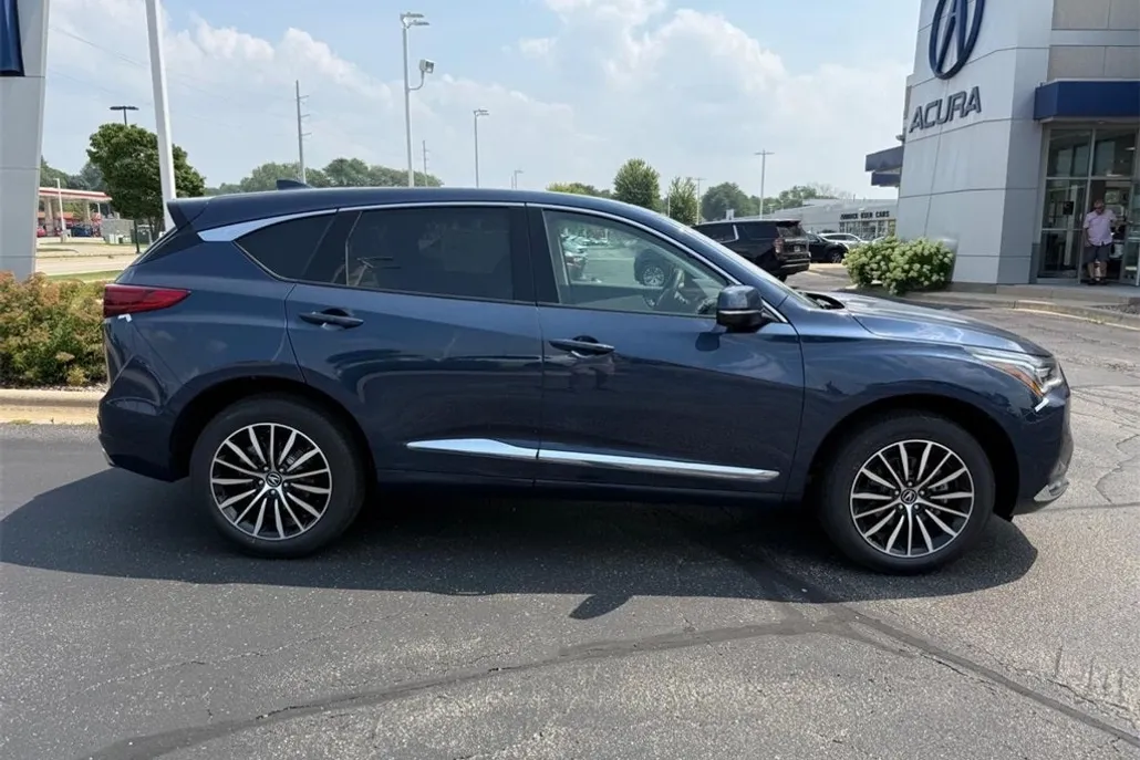 2025 Acura RDX Advance photo 1