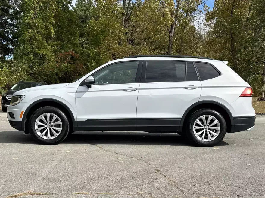2018 Volkswagen Tiguan S photo 1