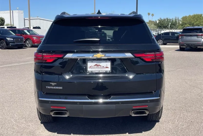 2023 Chevrolet Traverse High Country photo 1